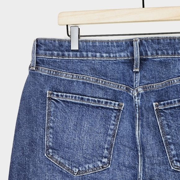 New! Old Navy High Waisted Medium Dark Wash Denim Jean Mini Skirt - Picture 5 of 8